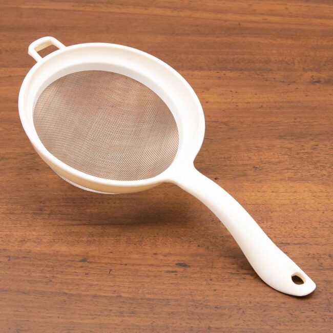 Peneira-de-Plastico-155cm-Branca-Utility-preçolandia-739189-0d